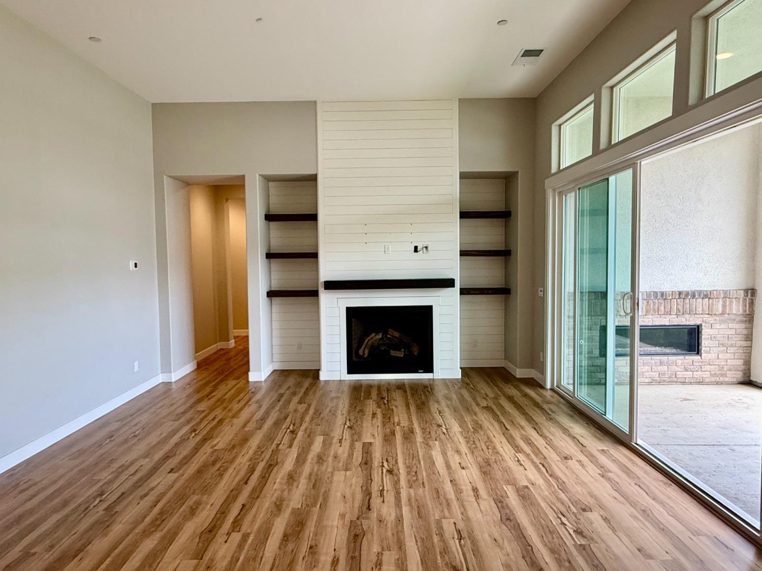 Detail Gallery Image 12 of 52 For 2775 Meadowbrook Lane, Turlock,  CA 95382 - 4 Beds | 2/1 Baths