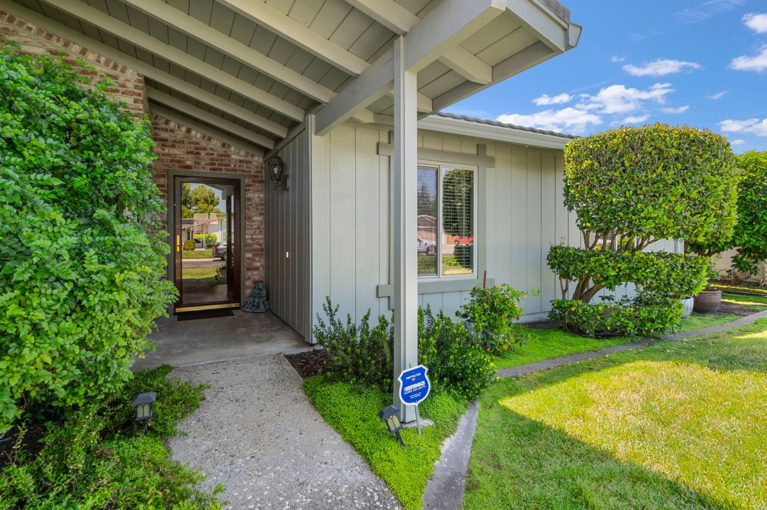 Goldenoak Way, Stockton, California image 5