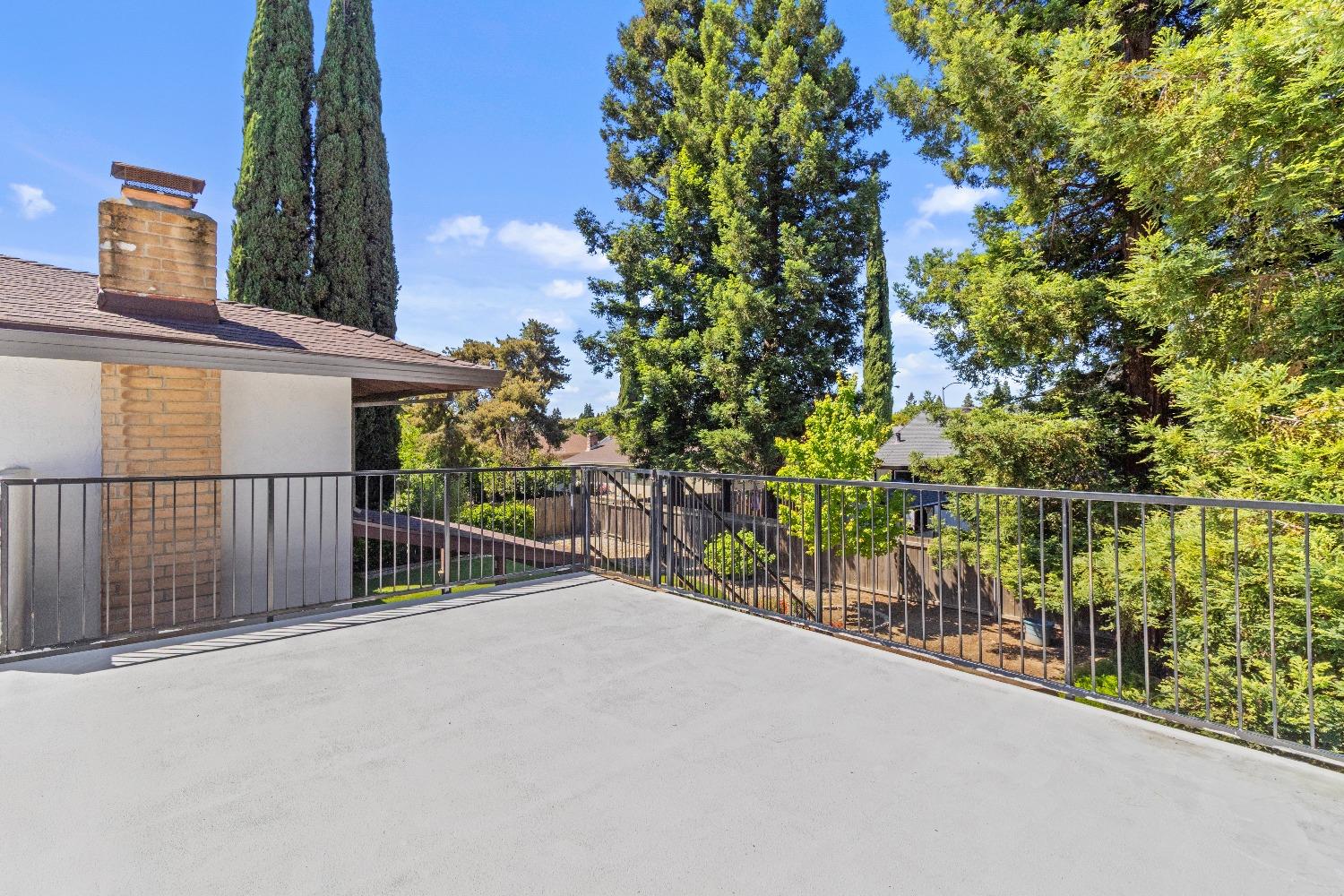 E Caroleigh Way, Yuba City, California image 7
