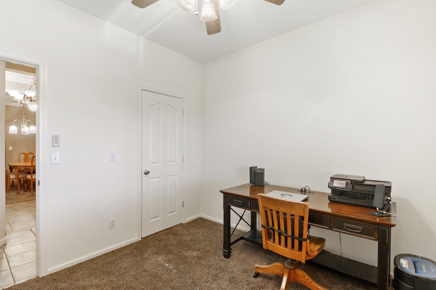 Detail Gallery Image 42 of 62 For 9329 Mainline Dr, Elk Grove,  CA 95624 - 4 Beds | 2 Baths
