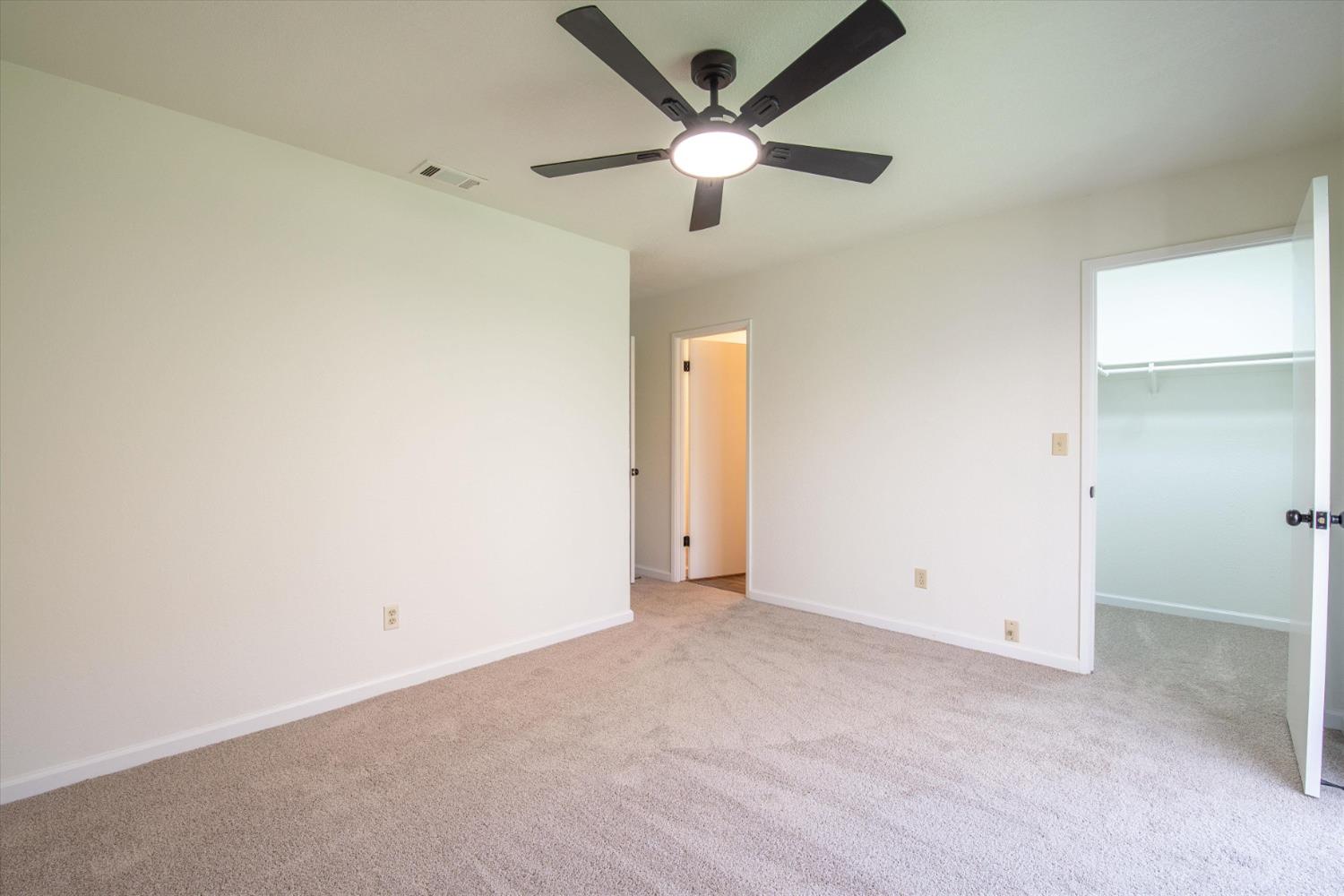 Detail Gallery Image 27 of 45 For 4046 S Royal Links Cir, Antioch,  CA 94509 - 4 Beds | 2 Baths