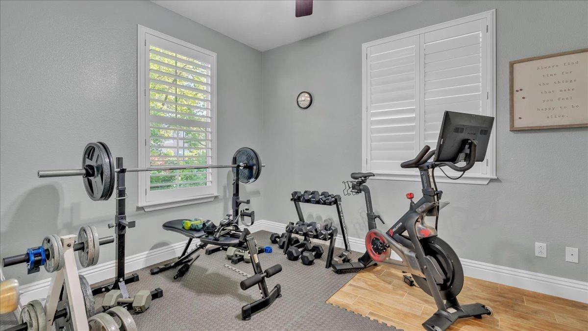 Mendes Court, Folsom, California image 22
