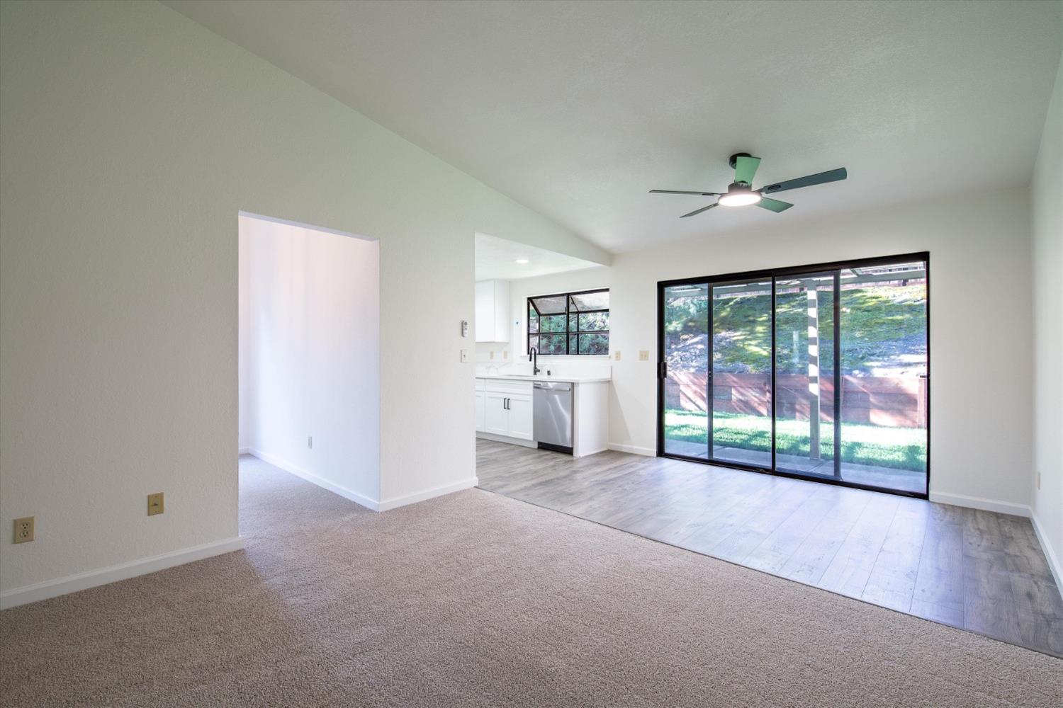 Detail Gallery Image 23 of 45 For 4046 S Royal Links Cir, Antioch,  CA 94509 - 4 Beds | 2 Baths