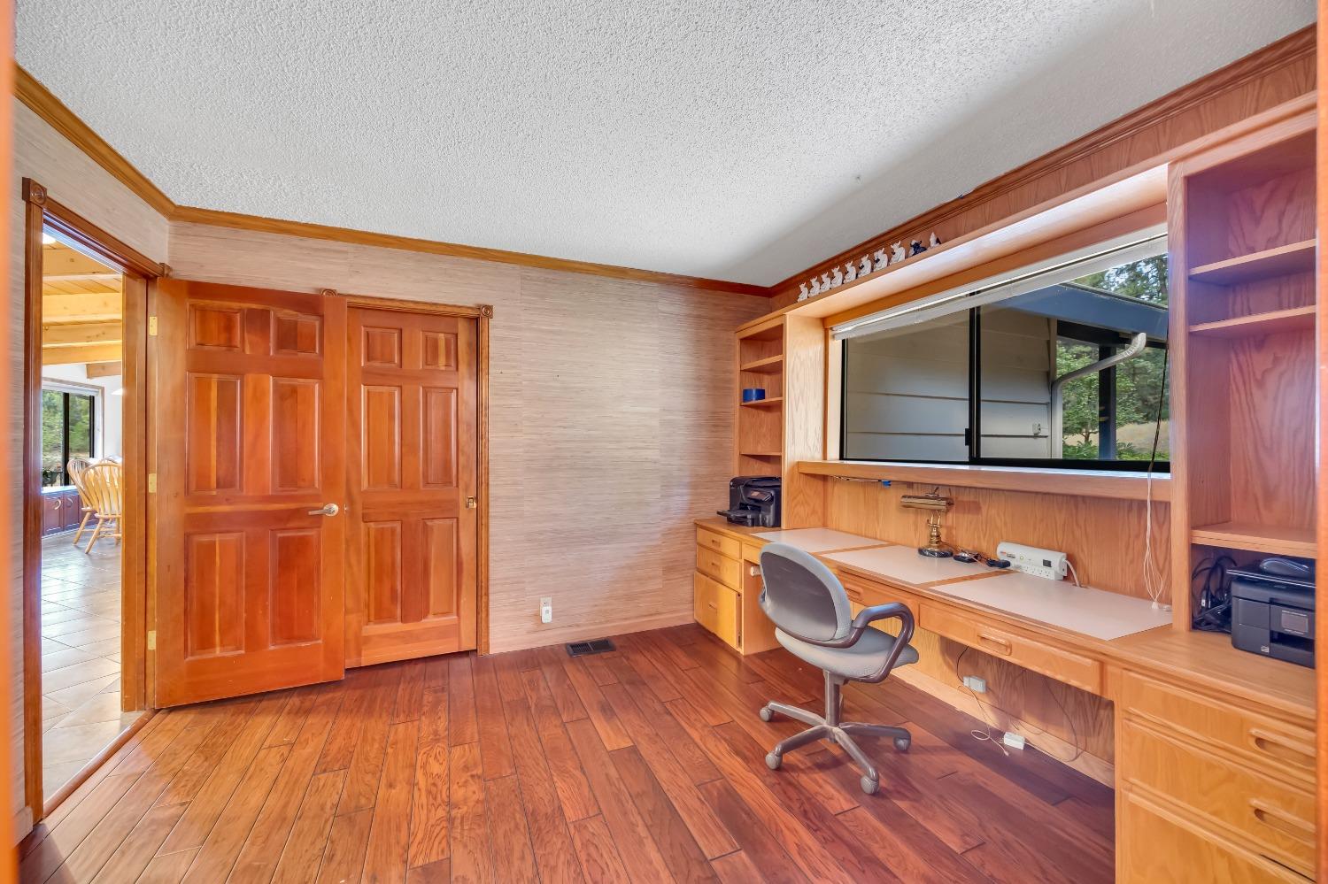 Detail Gallery Image 34 of 79 For 15135 Orchard Springs Rd, Grass Valley,  CA 95945 - 4 Beds | 4/1 Baths