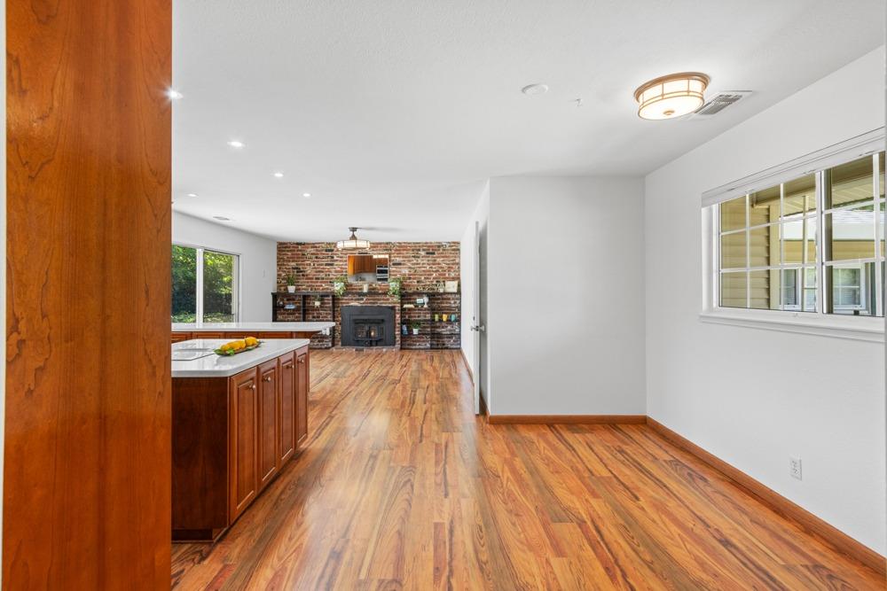 Southgrove Drive, Citrus Heights, California image 9