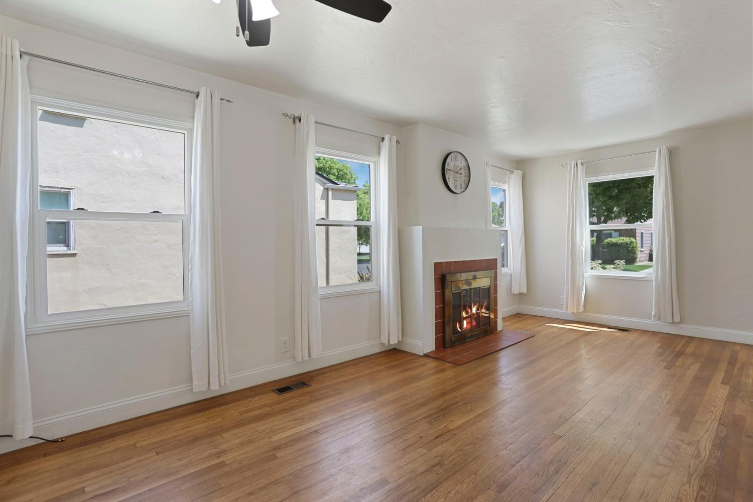 Detail Gallery Image 15 of 35 For 17 W Mendocino Ave, Stockton,  CA 95204 - 2 Beds | 1 Baths