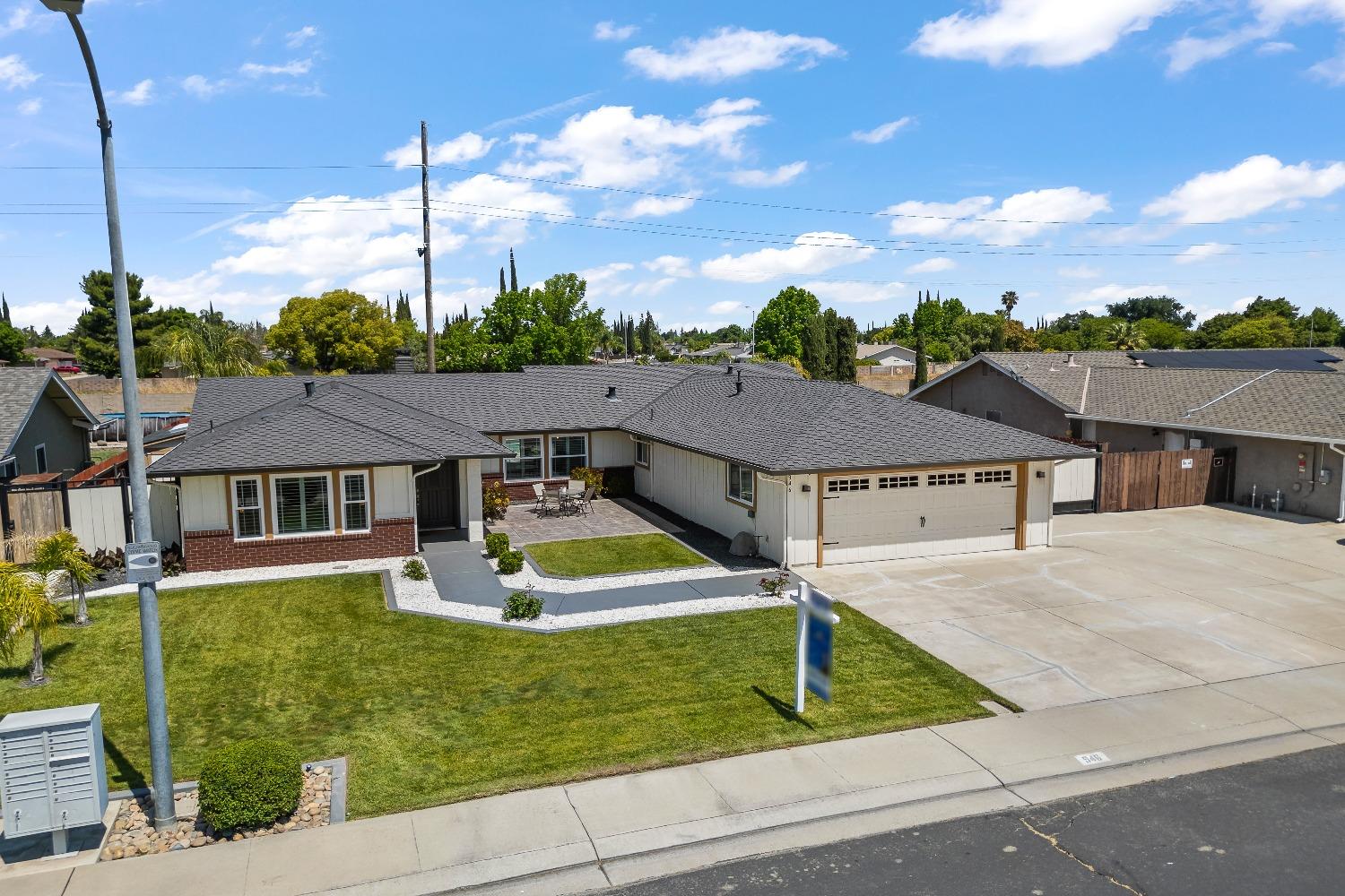 Foxfire Drive, Manteca, California image 43