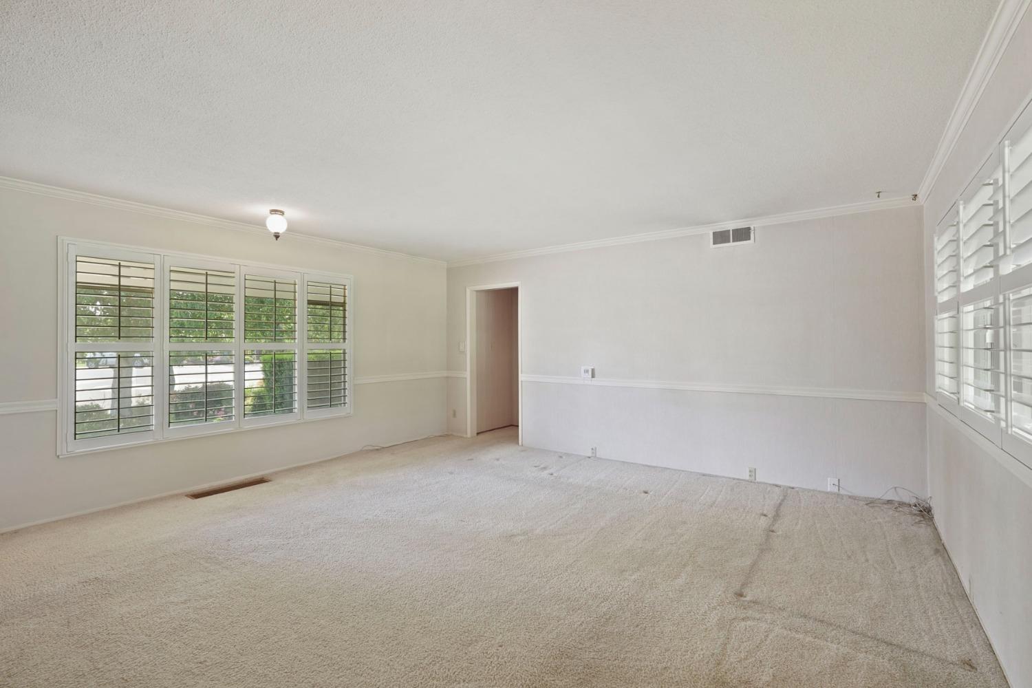 Detail Gallery Image 12 of 40 For 1101 Lakehome Dr, Lodi,  CA 95242 - 3 Beds | 2/1 Baths
