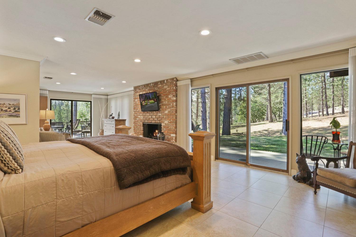 Detail Gallery Image 56 of 92 For 10415 Mcmahon Rd #10415,  Coulterville,  CA 95311 - 3 Beds | 4/1 Baths