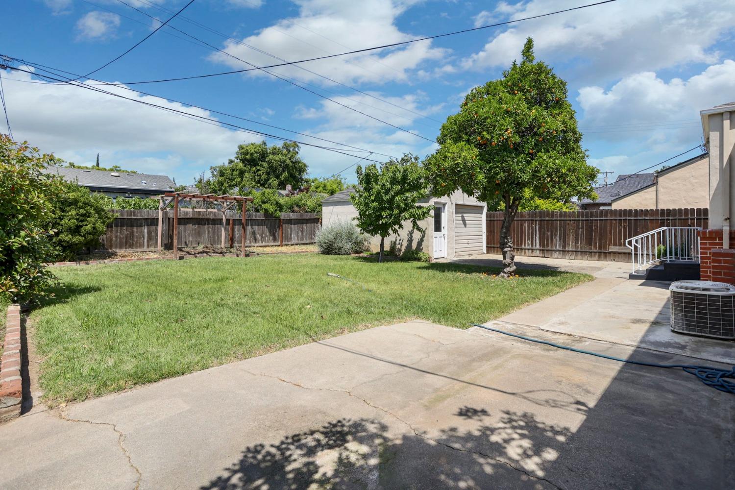 Detail Gallery Image 32 of 35 For 17 W Mendocino Ave, Stockton,  CA 95204 - 2 Beds | 1 Baths