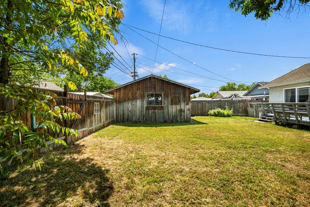 J Street, Lincoln, California image 39