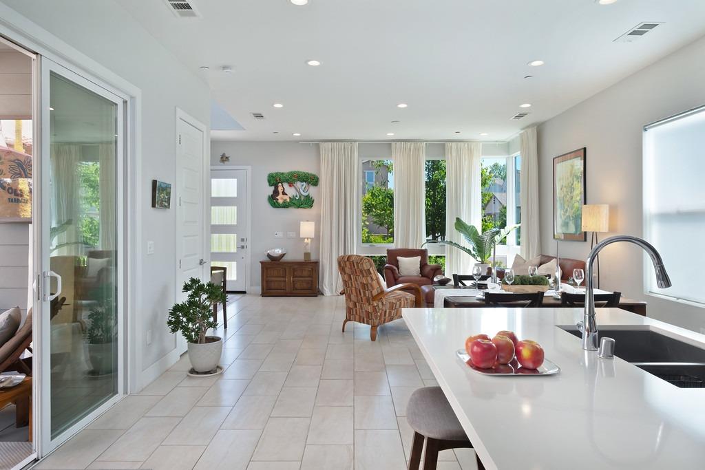 Detail Gallery Image 15 of 74 For 3438 Forney Way, Sacramento,  CA 95816 - 3 Beds | 2/1 Baths