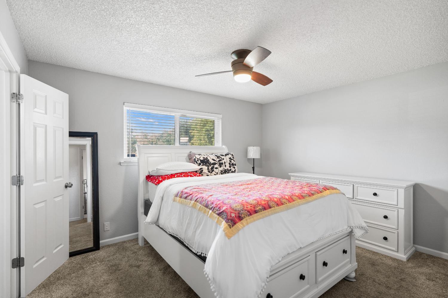 Forestwood Drive, Sacramento, California image 25