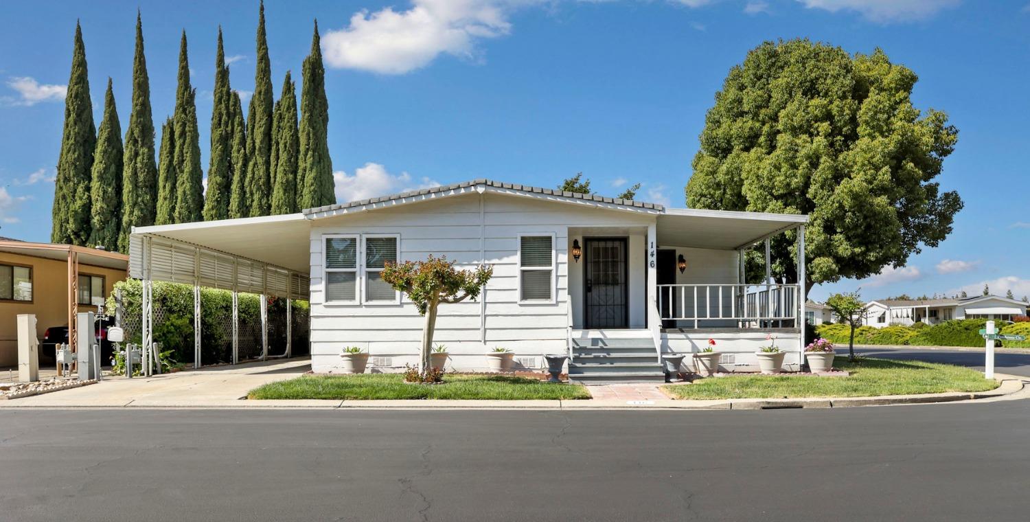 Detail Gallery Image 3 of 49 For 6706 Tam O Shanter Dr 146, Stockton,  CA 95210 - 2 Beds | 2 Baths