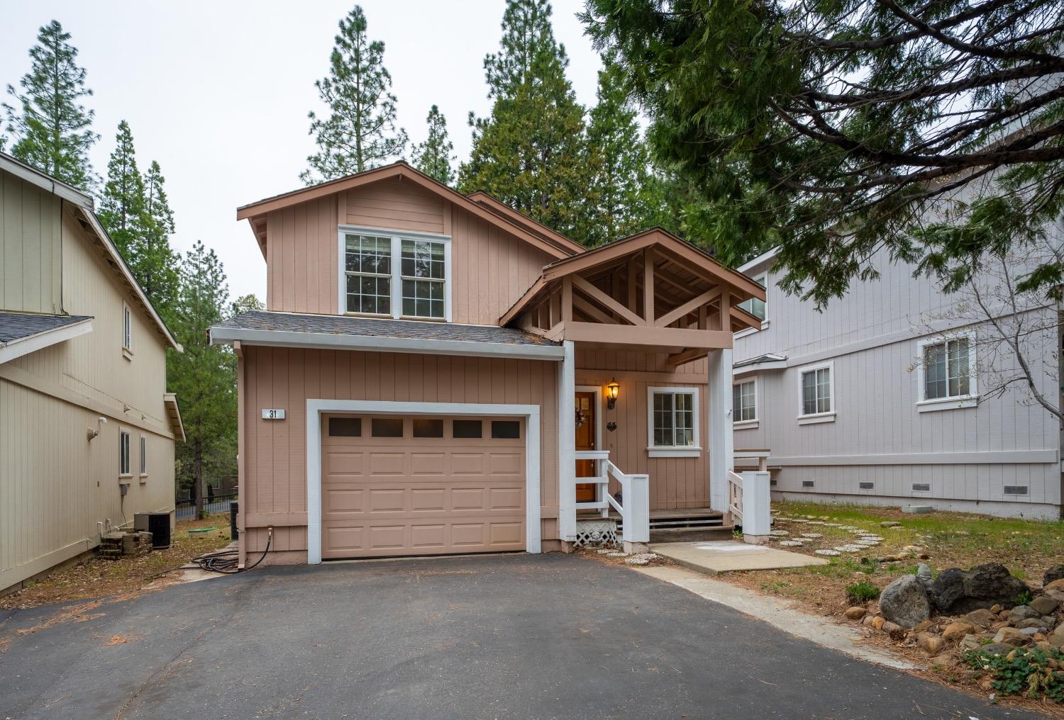 Detail Gallery Image 1 of 29 For 31 Splash Dam Loop, Arnold,  CA 95223 - 3 Beds | 2 Baths