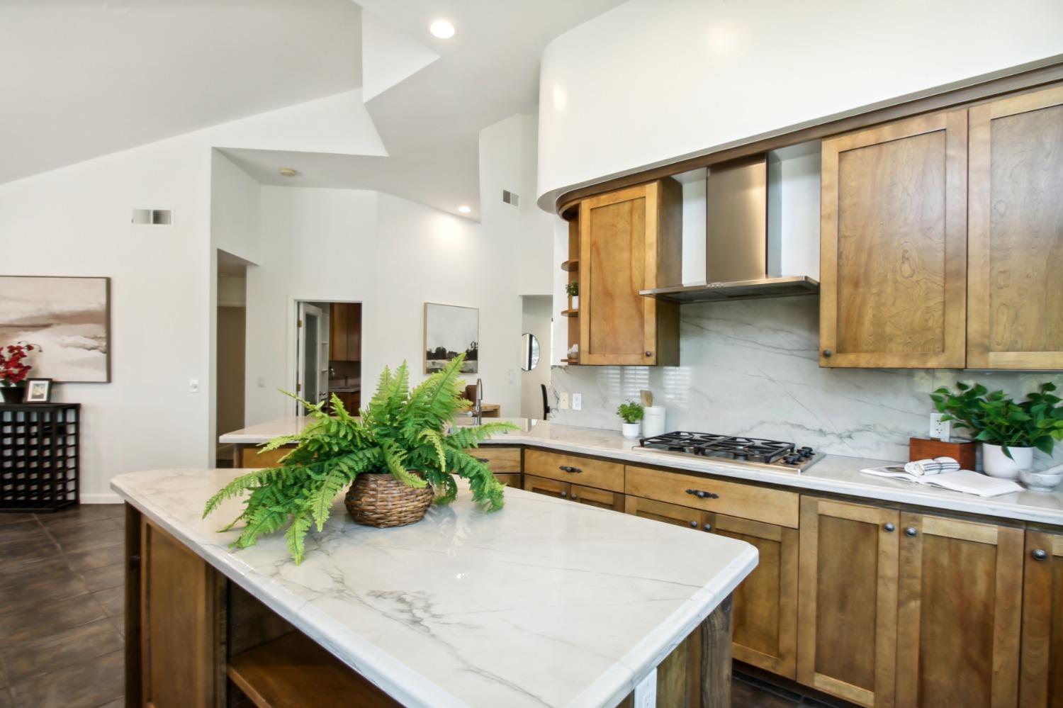 Detail Gallery Image 19 of 83 For 5254 Bryant Rd, Shingle Springs,  CA 95682 - 4 Beds | 2/1 Baths