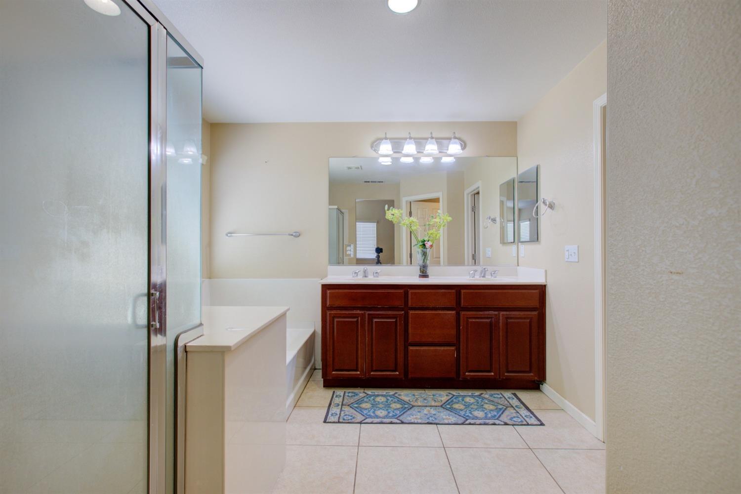 Detail Gallery Image 49 of 61 For 1492 Antioch Ct, Merced,  CA 95348 - 5 Beds | 2/1 Baths