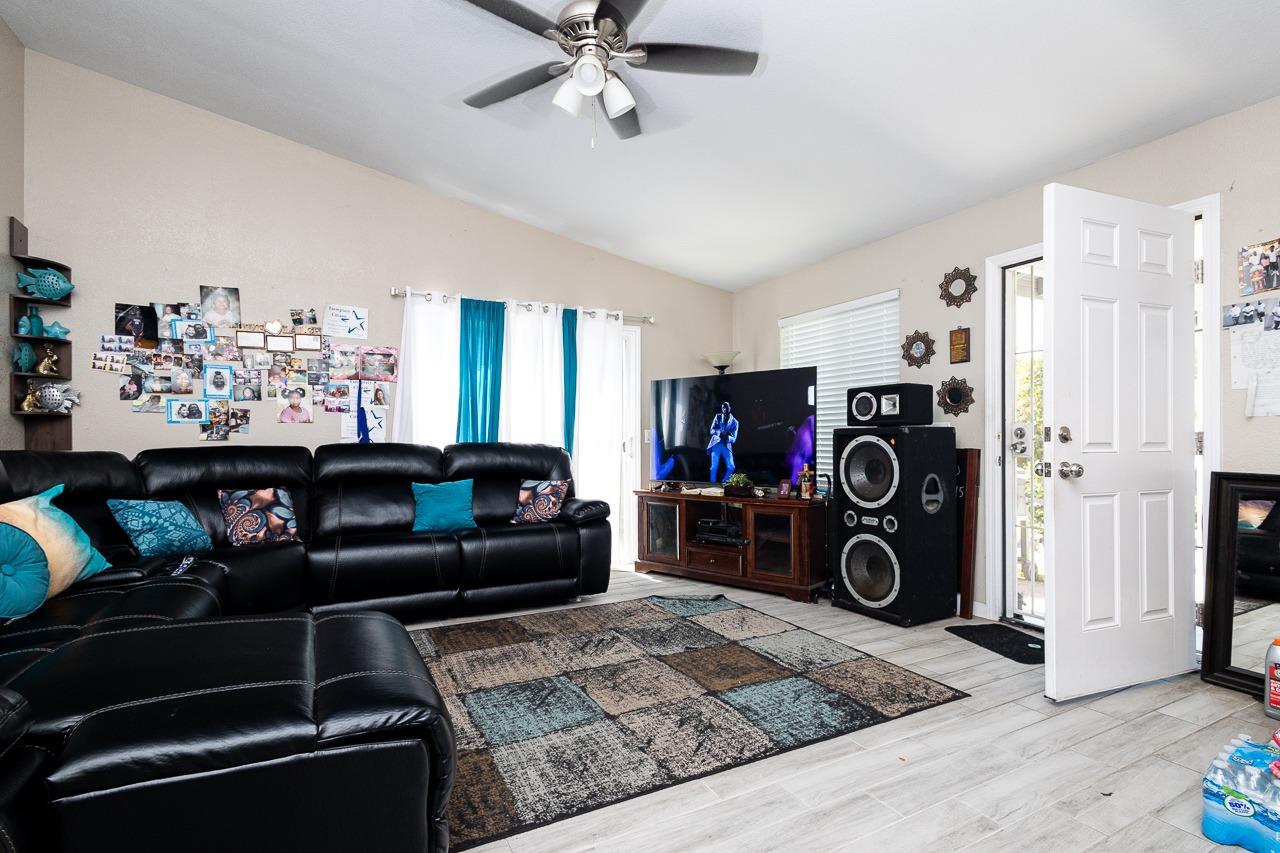 Detail Gallery Image 3 of 20 For 5146 Jackson St, North Highlands,  CA 95660 - – Beds | – Baths