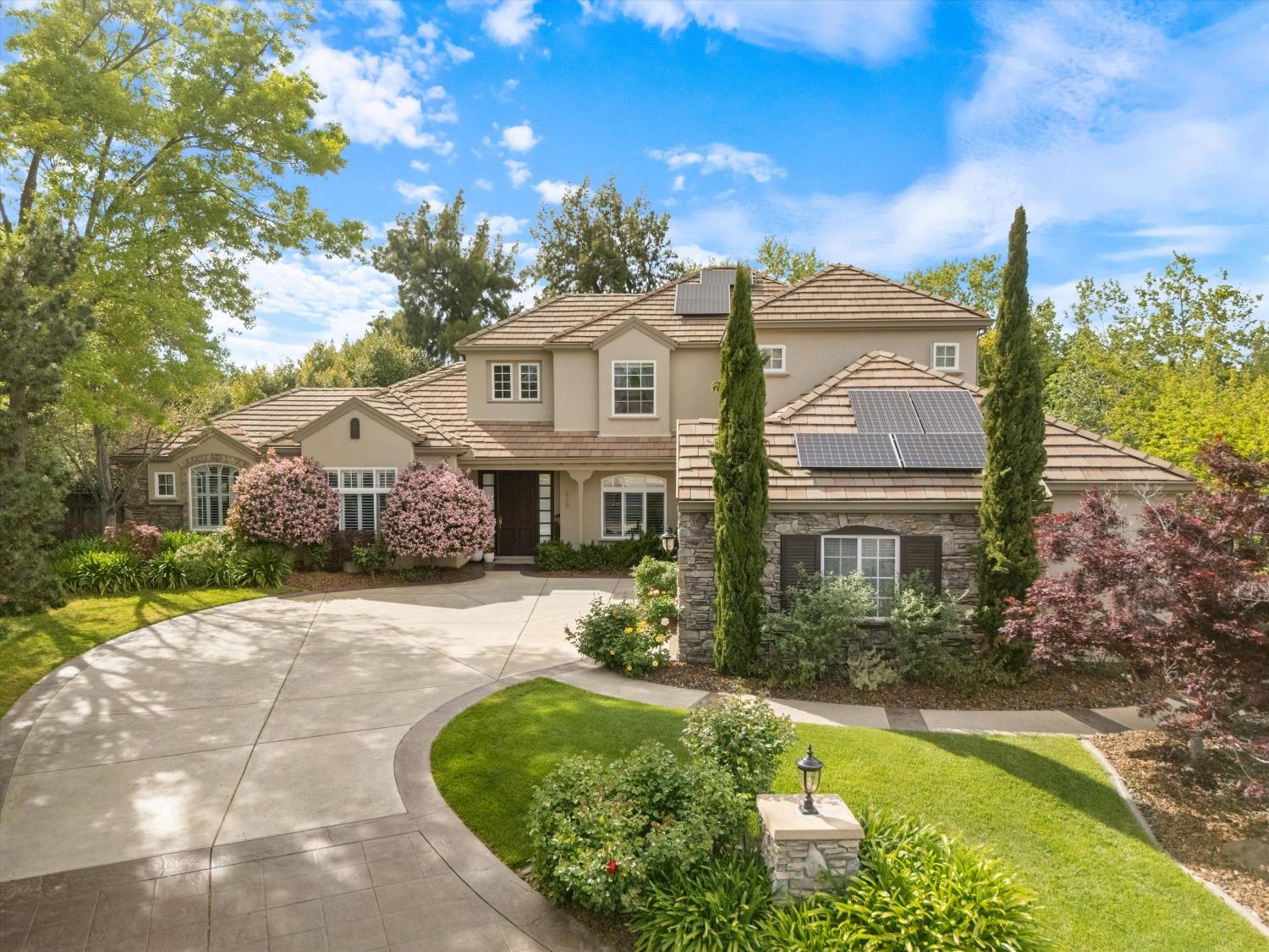 Tuscan Lane, Sacramento, California image 14