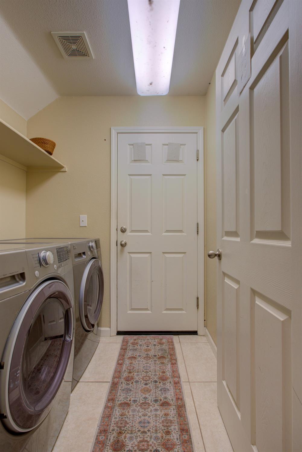 Detail Gallery Image 27 of 61 For 1492 Antioch Ct, Merced,  CA 95348 - 5 Beds | 2/1 Baths
