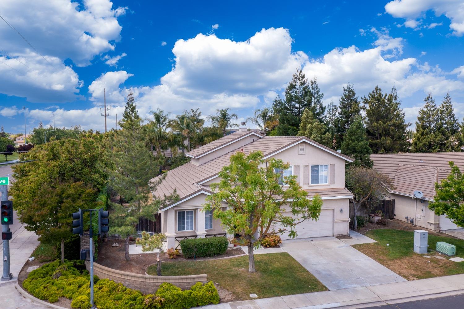 Queensland Avenue, Manteca, California image 2