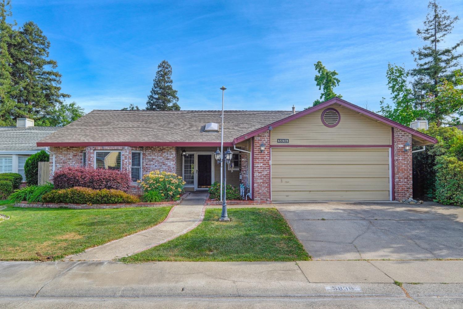 Laguna Shore Way, Elk Grove, California image 1