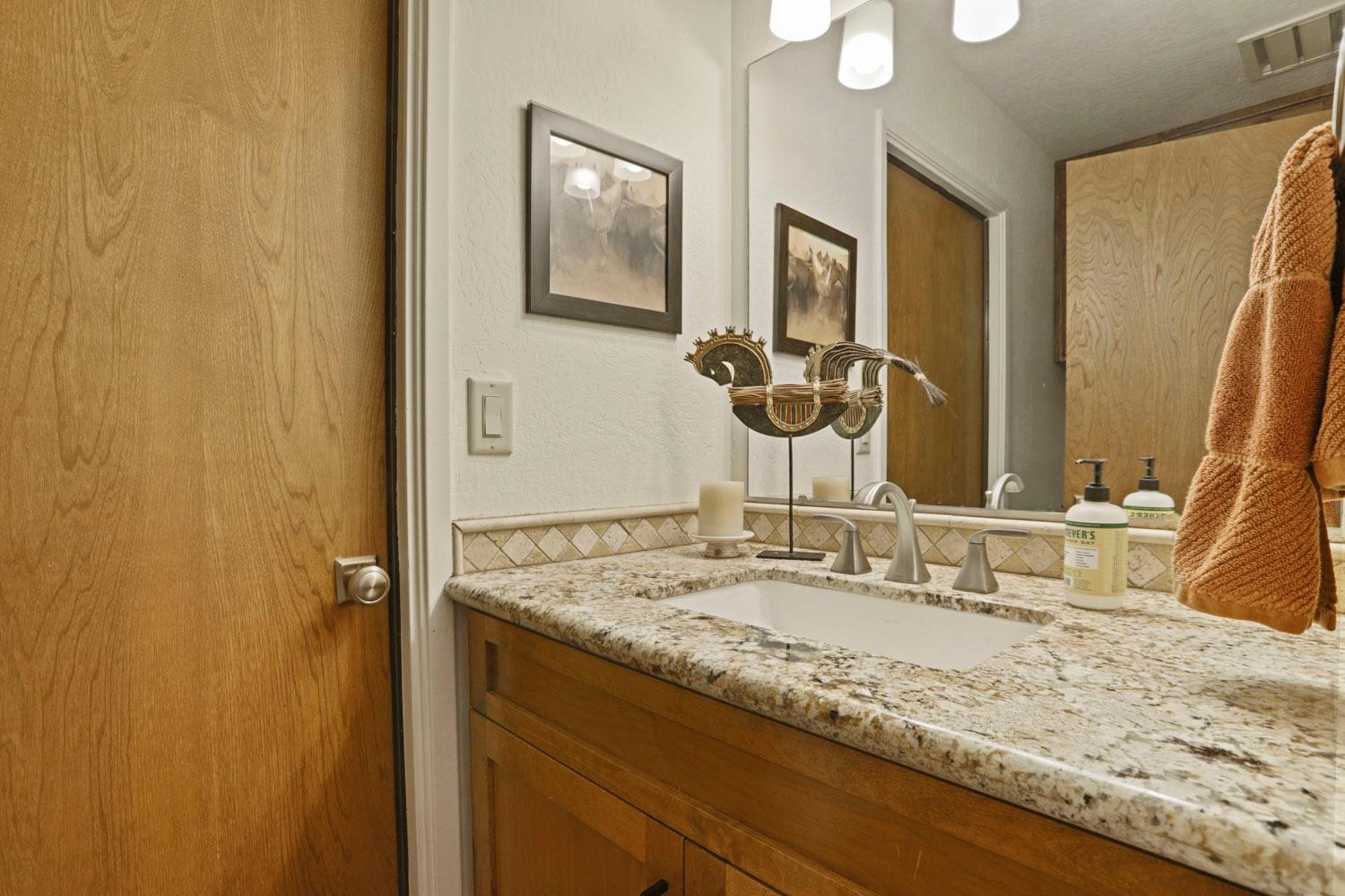 Detail Gallery Image 45 of 92 For 10415 Mcmahon Rd #10415,  Coulterville,  CA 95311 - 3 Beds | 4/1 Baths