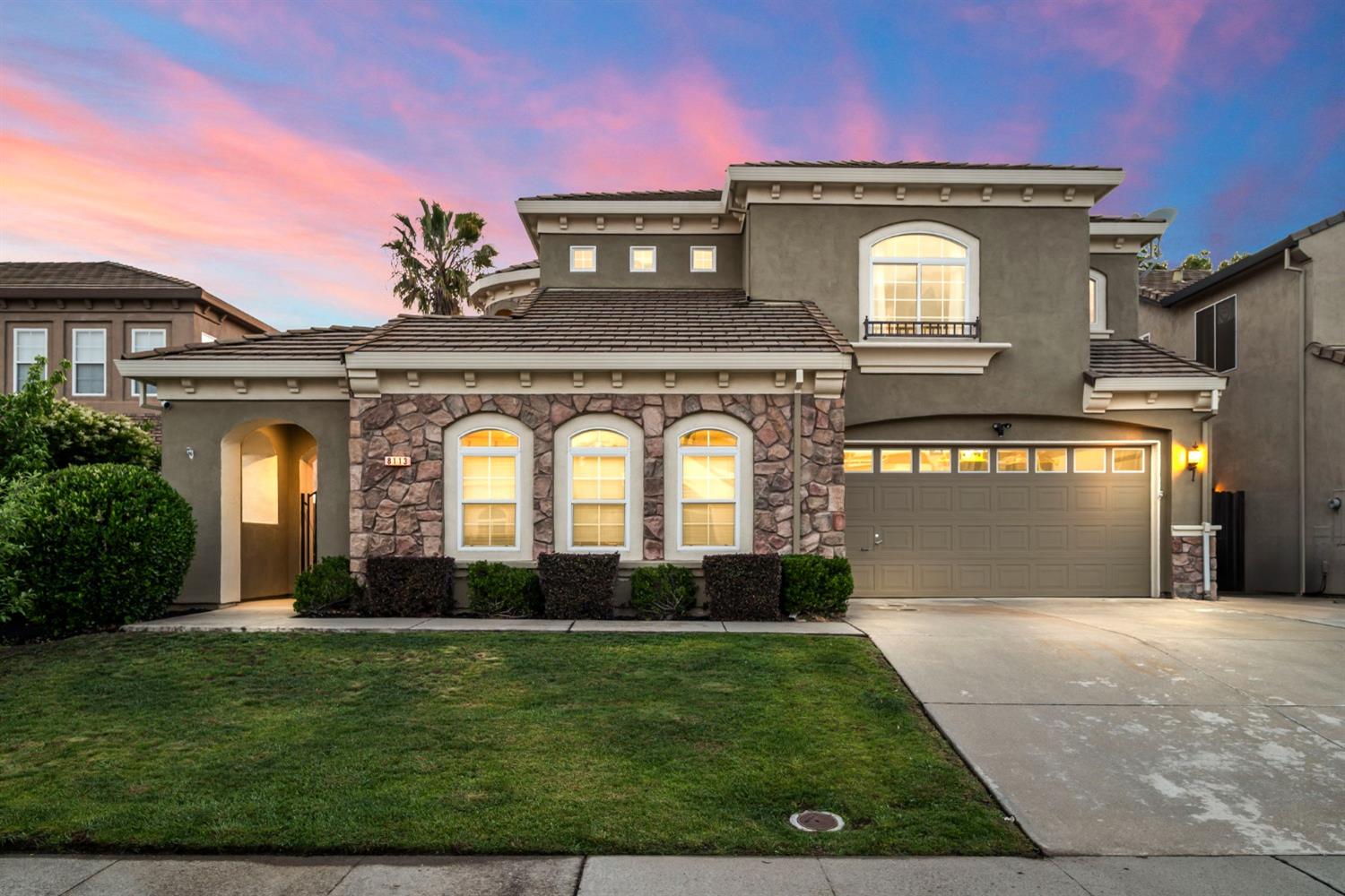 8113 GILLELAND DRIVE, ROSEVILLE, CA 95747 