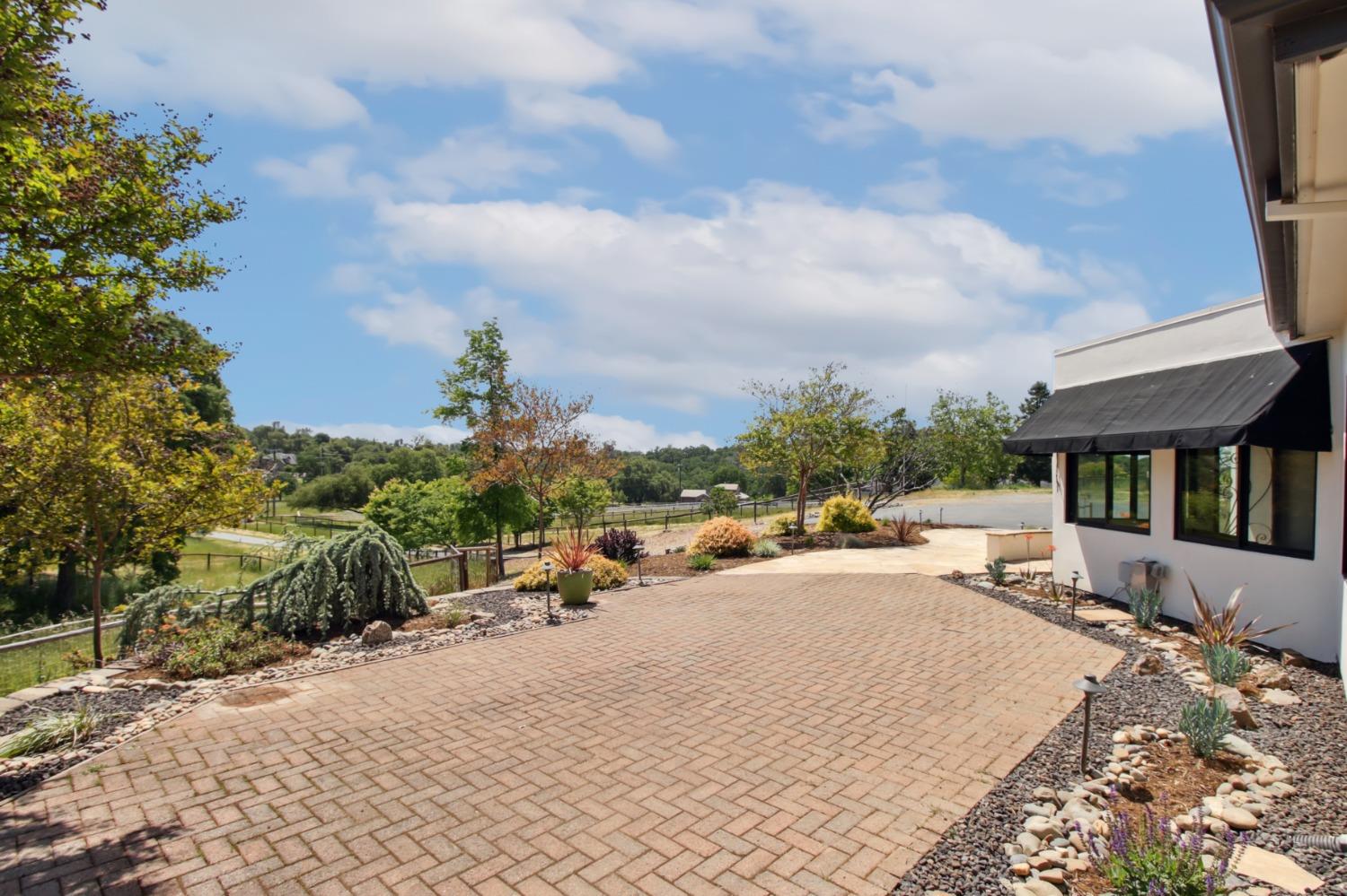 Detail Gallery Image 5 of 83 For 5254 Bryant Rd, Shingle Springs,  CA 95682 - 4 Beds | 2/1 Baths