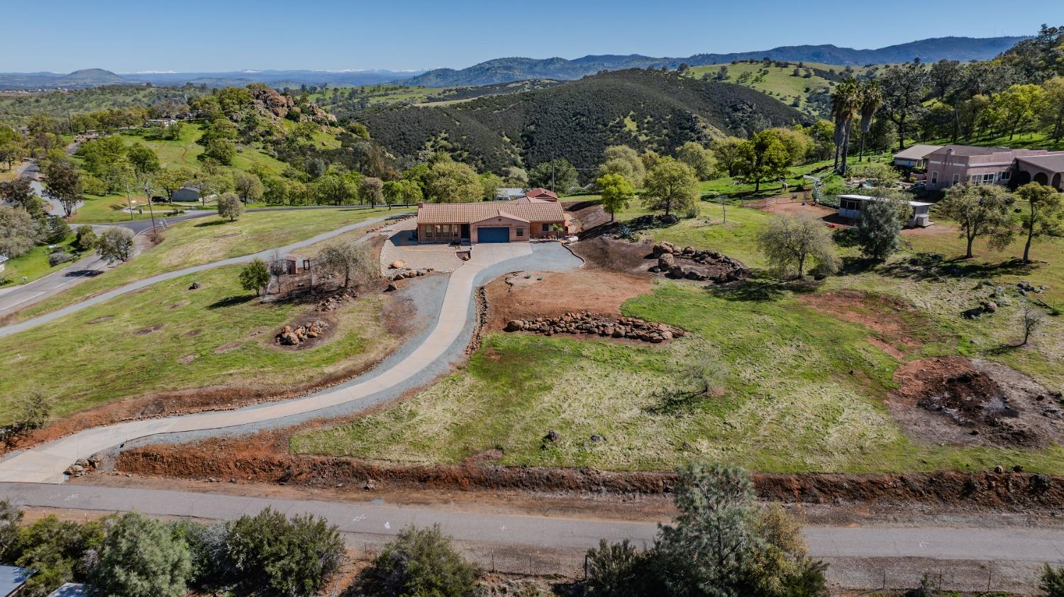 Detail Gallery Image 9 of 86 For 6061 Wind River Dr, Valley Springs,  CA 95252 - 3 Beds | 2/1 Baths