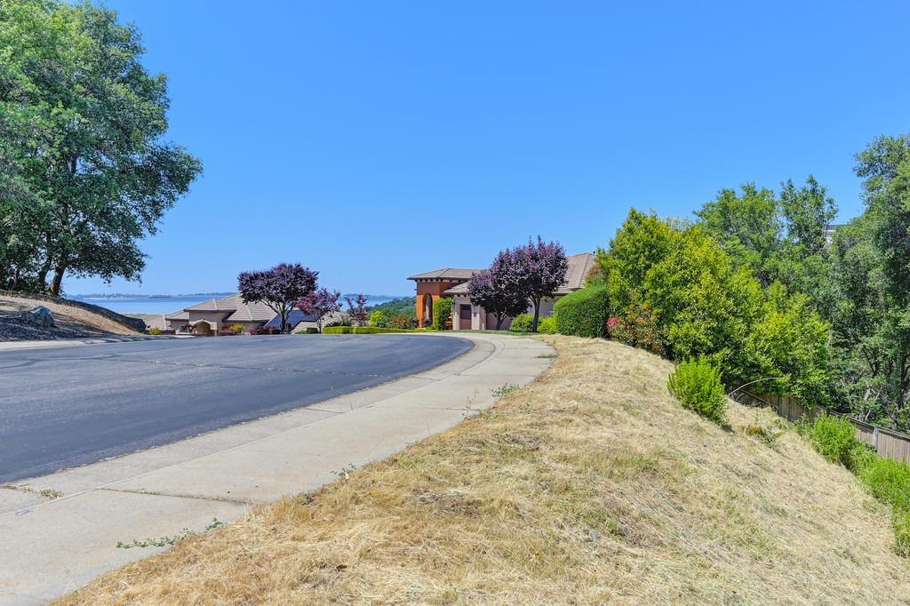Bordeaux Drive, El Dorado Hills, California image 18