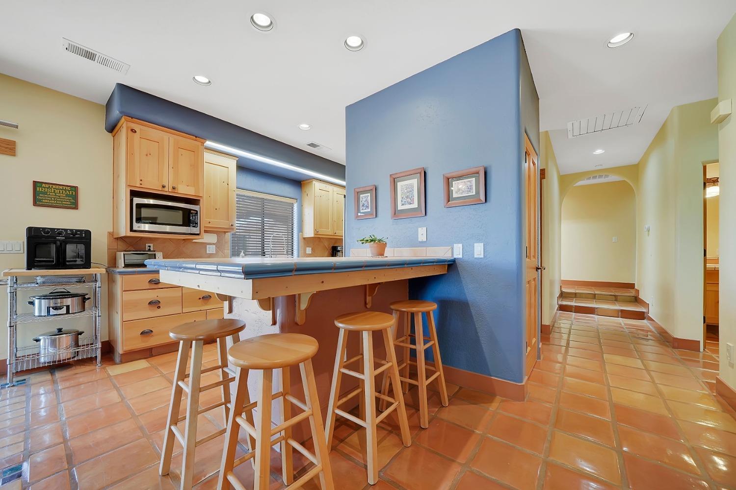 Detail Gallery Image 24 of 86 For 6061 Wind River Dr, Valley Springs,  CA 95252 - 3 Beds | 2/1 Baths