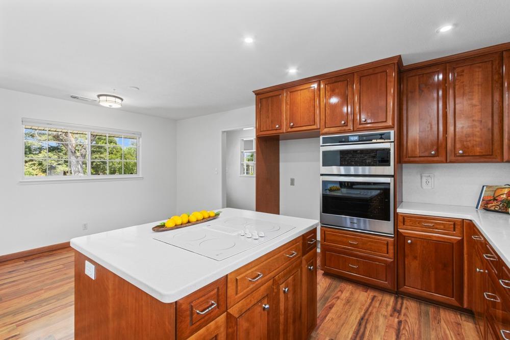 Southgrove Drive, Citrus Heights, California image 15