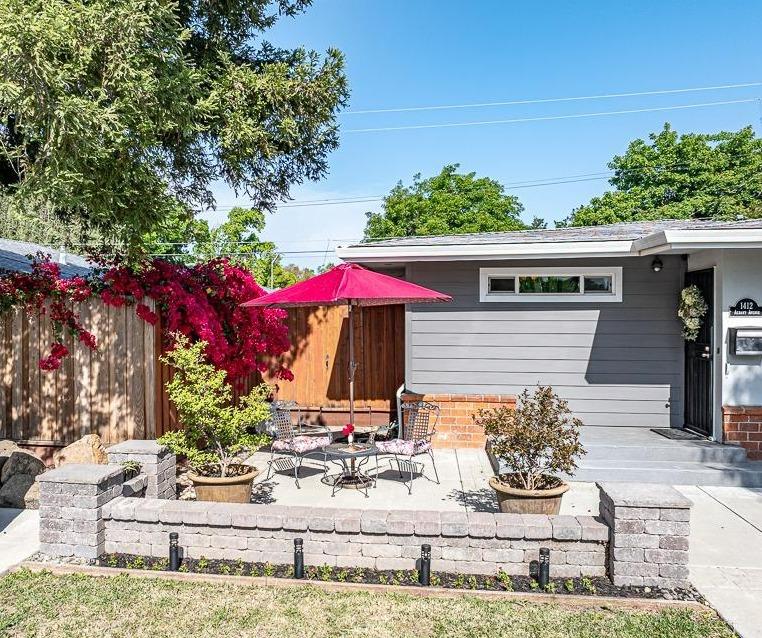 Albany Avenue, Modesto, California image 6