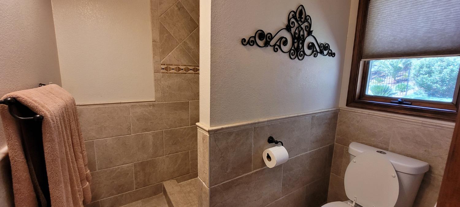 Detail Gallery Image 31 of 95 For 124 Mountain Oak Ct, Folsom,  CA 95630 - 5 Beds | 4 Baths