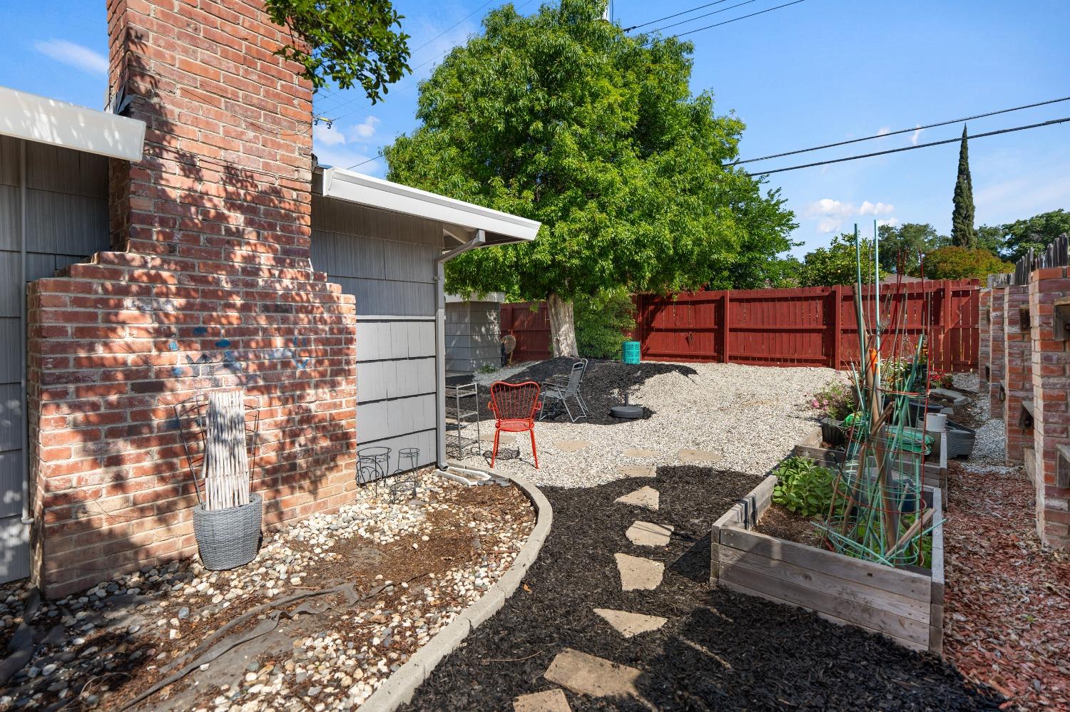 Forestwood Drive, Sacramento, California image 31