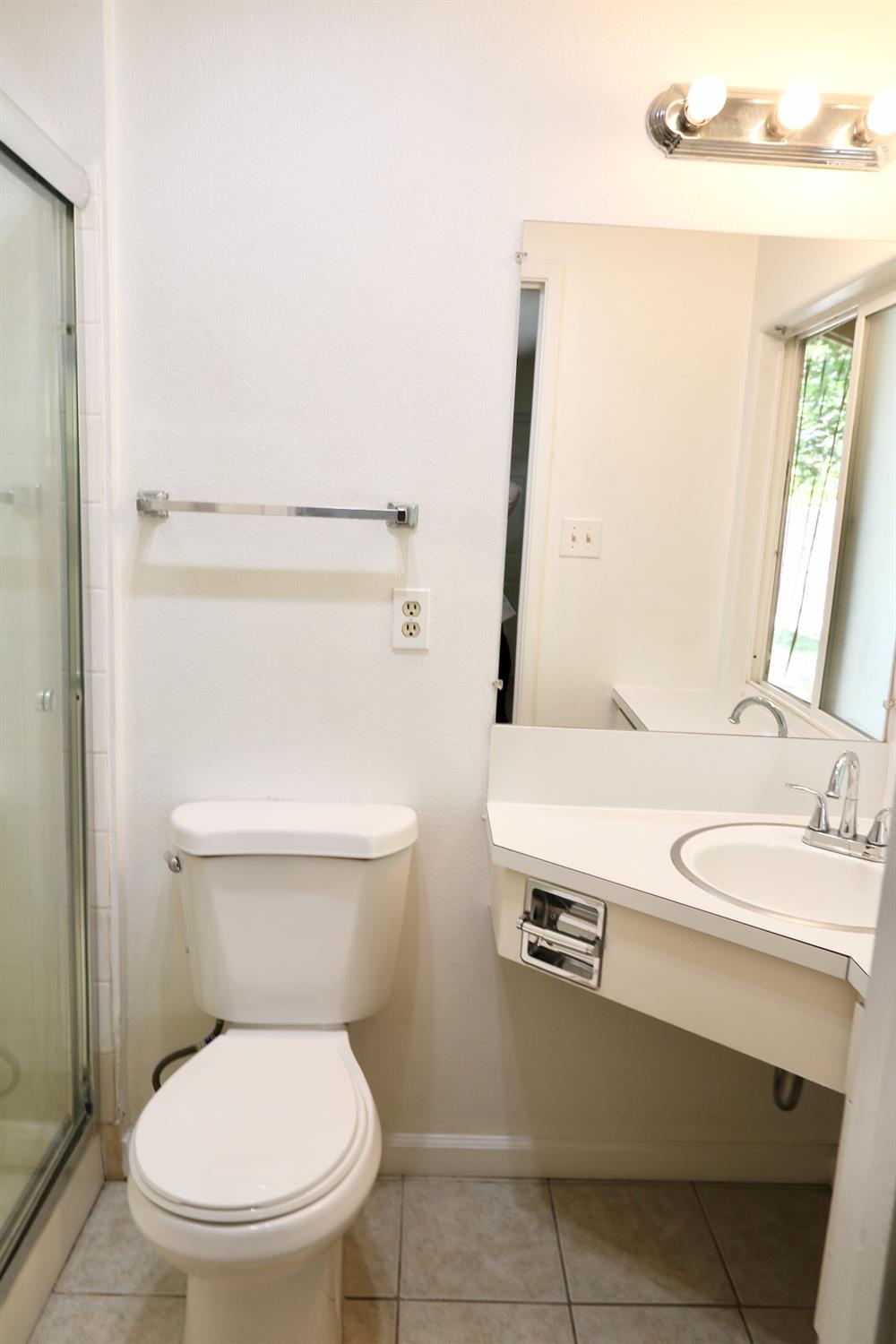Knightwood, Rancho Cordova, California image 25