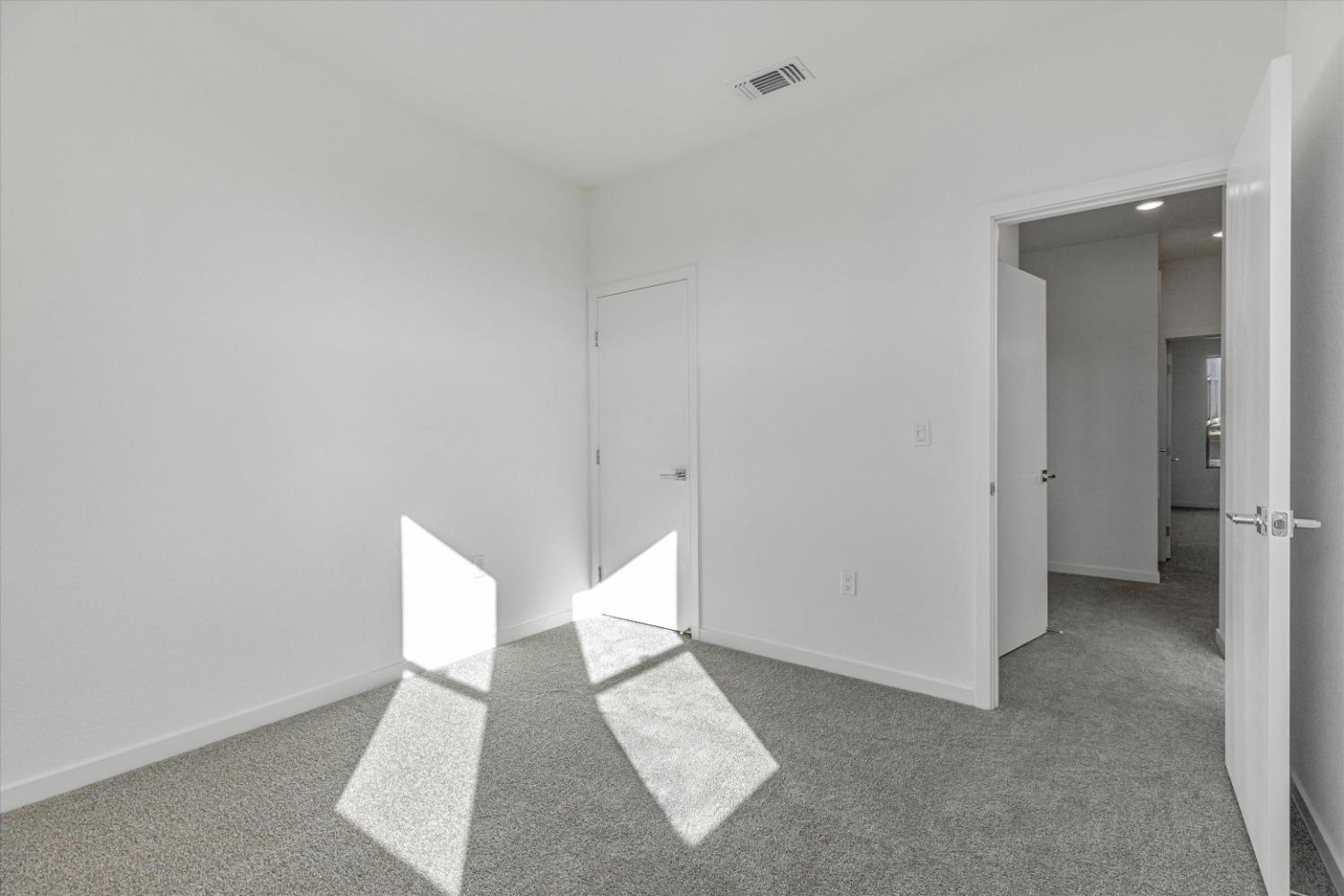 Bridgecross Drive, Sacramento, California image 10