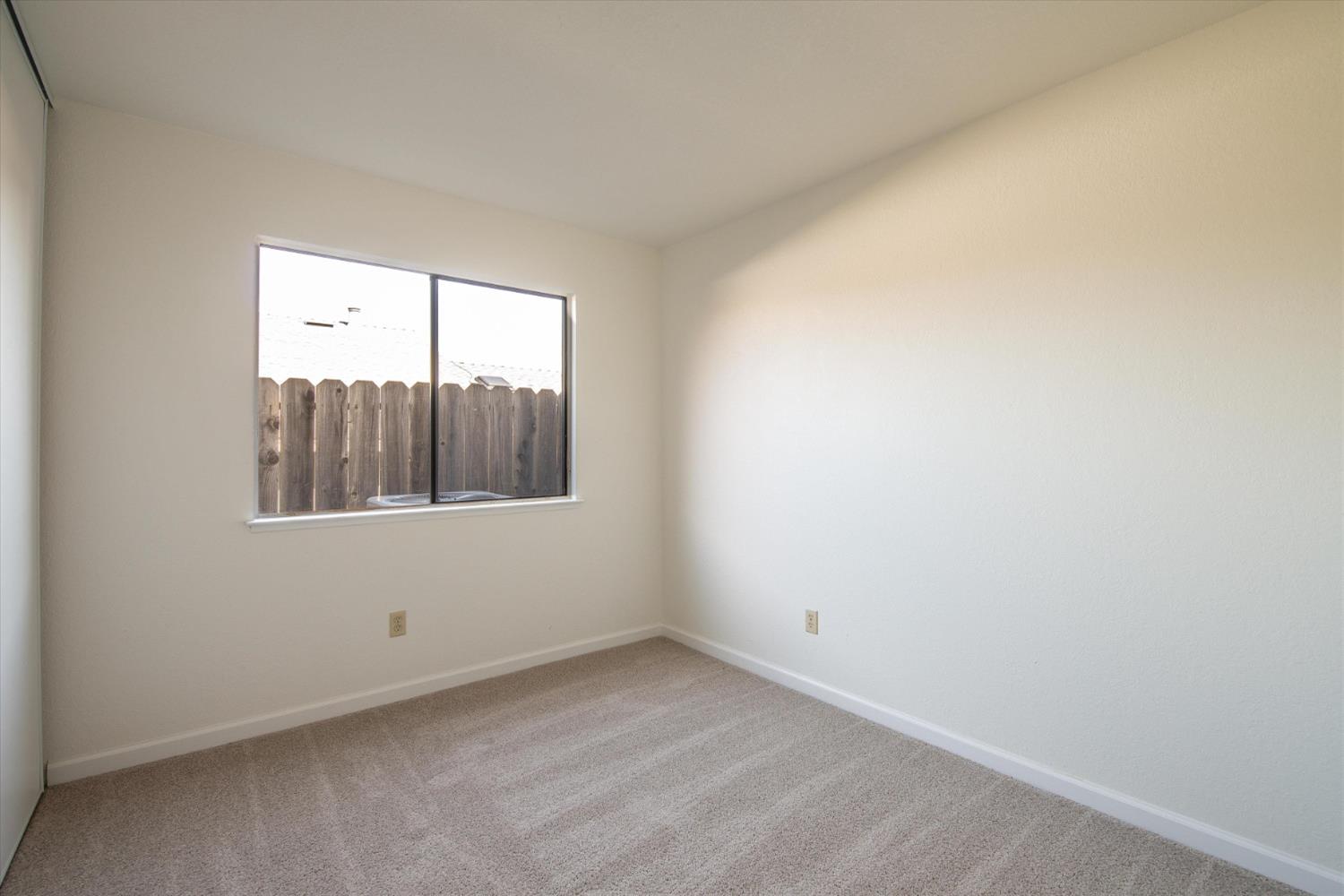 Detail Gallery Image 34 of 45 For 4046 S Royal Links Cir, Antioch,  CA 94509 - 4 Beds | 2 Baths