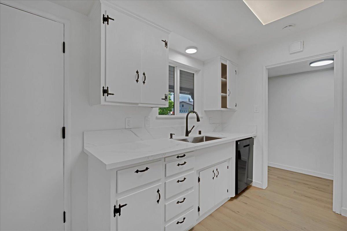 Stanton Circle, Carmichael, California image 13