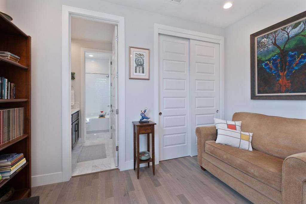 Detail Gallery Image 35 of 74 For 3438 Forney Way, Sacramento,  CA 95816 - 3 Beds | 2/1 Baths