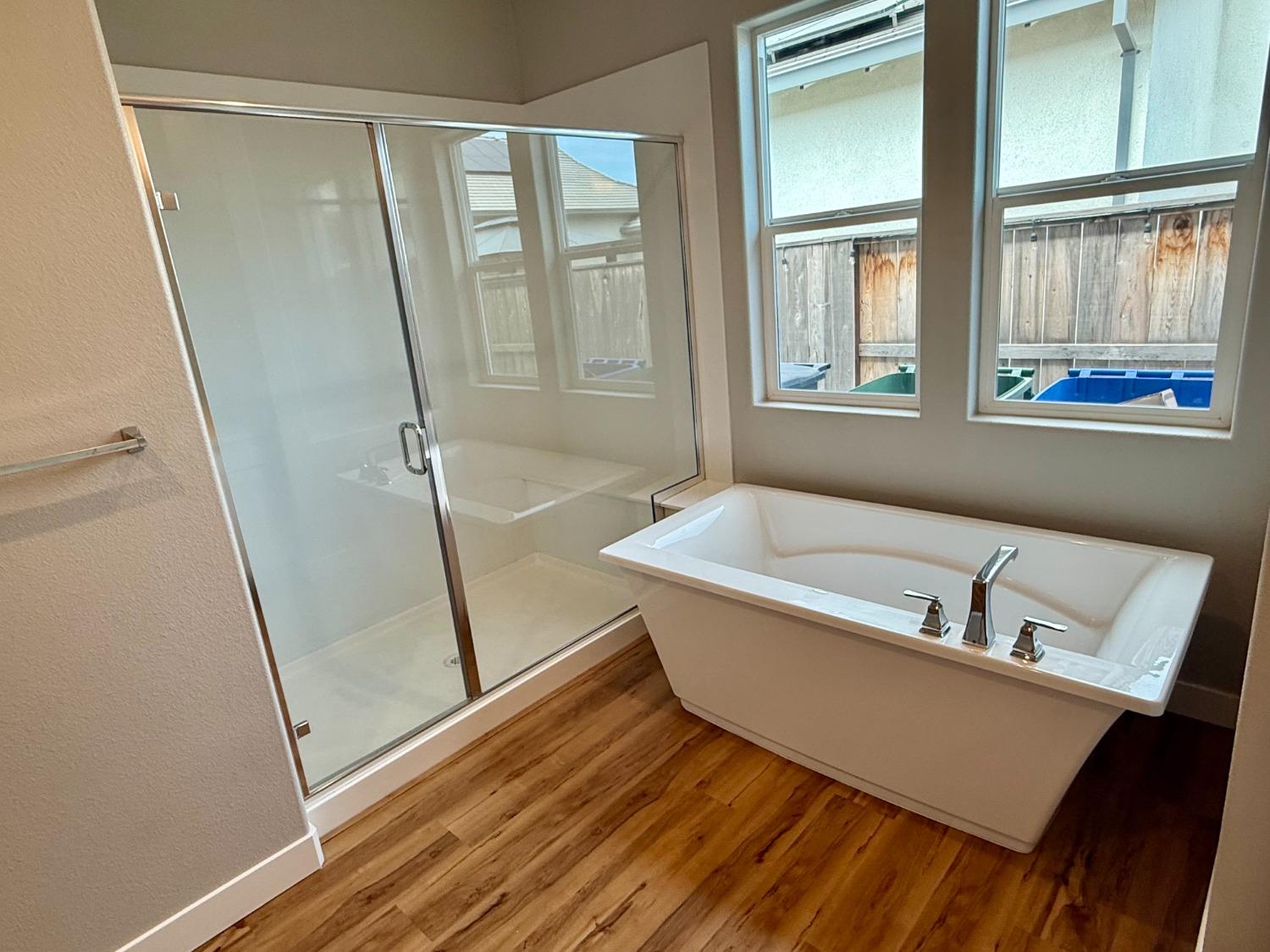 Detail Gallery Image 33 of 52 For 2775 Meadowbrook Lane, Turlock,  CA 95382 - 4 Beds | 2/1 Baths