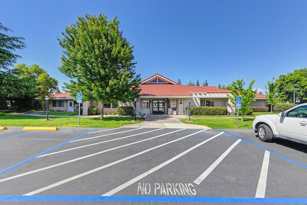 Detail Gallery Image 39 of 44 For 6187 Oak Lakes, Citrus Heights,  CA 95621 - 2 Beds | 2 Baths