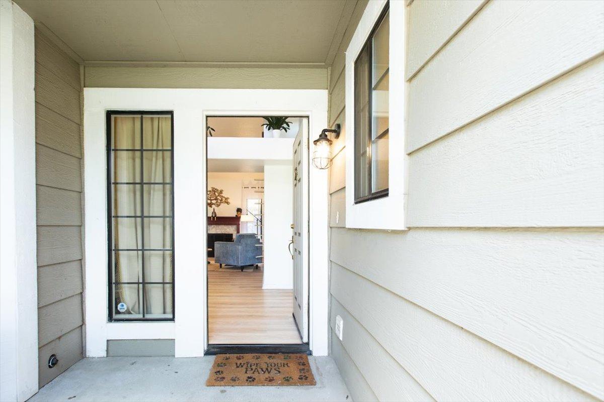 Mallard Court, Manteca, California image 4