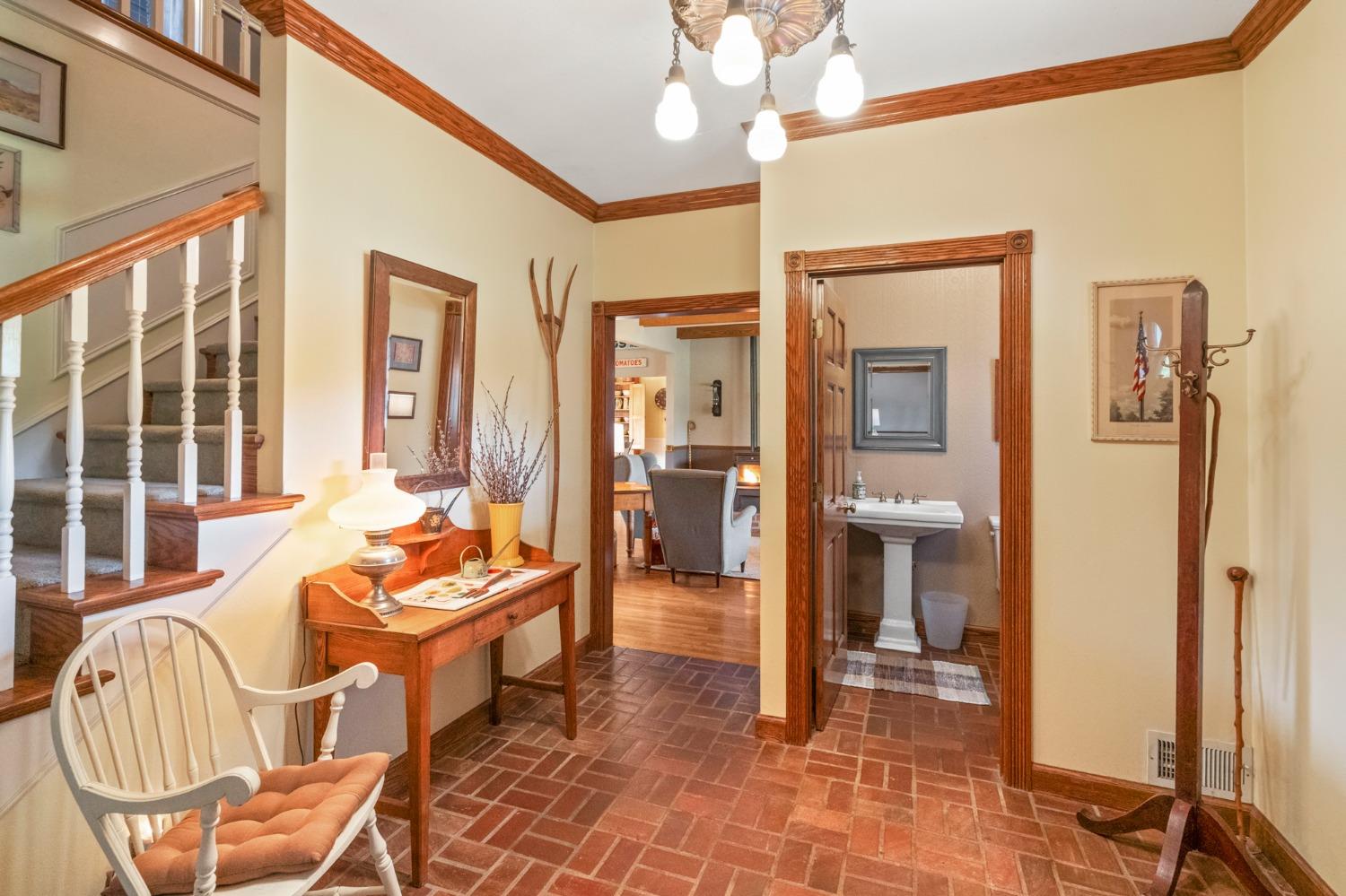 Detail Gallery Image 14 of 99 For 11516 Badger Valley Rd, Wilton,  CA 95693 - 4 Beds | 2/1 Baths