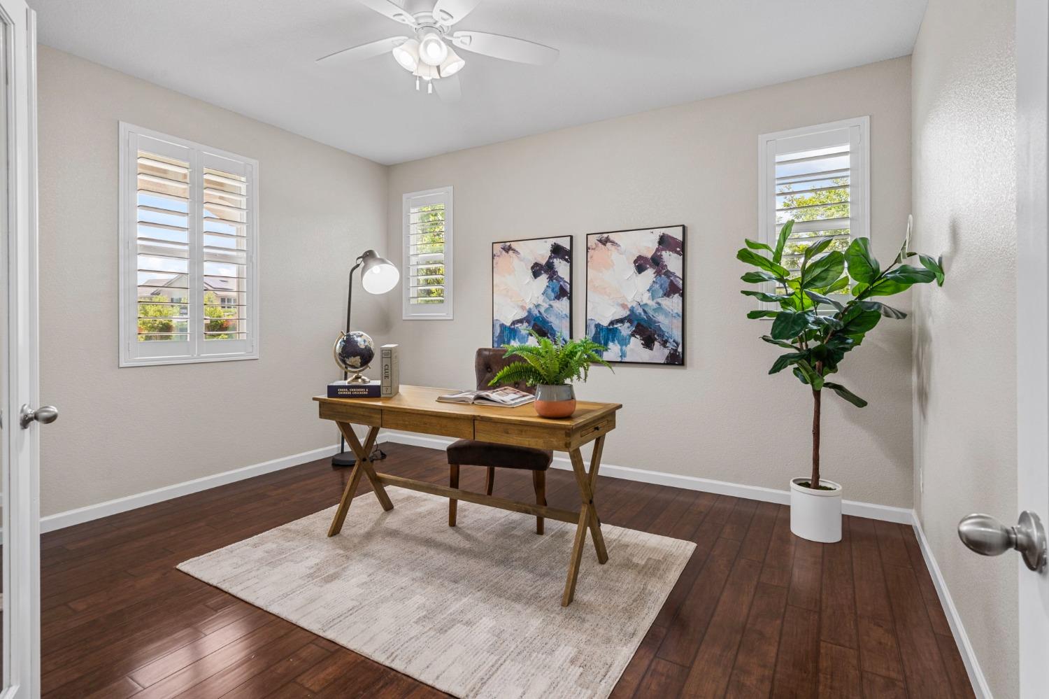 Detail Gallery Image 9 of 70 For 1071 S Jacobs Dr, Mountain House,  CA 95391 - 6 Beds | 3/1 Baths
