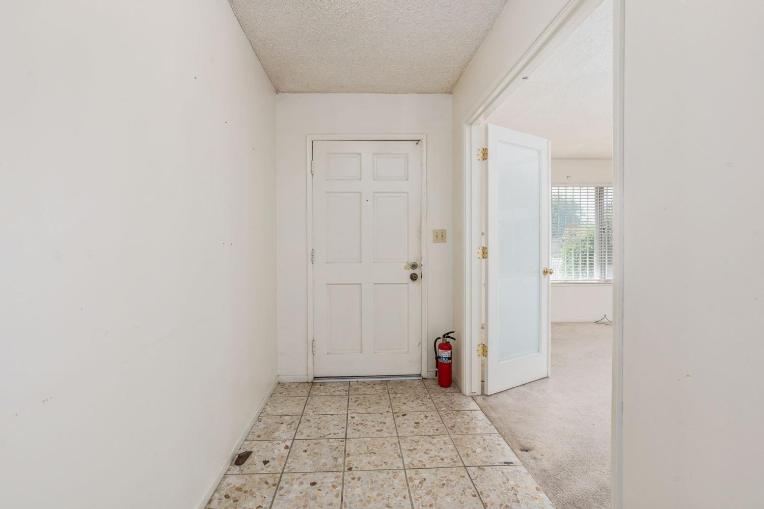 E Magill Avenue, Fresno, California image 9