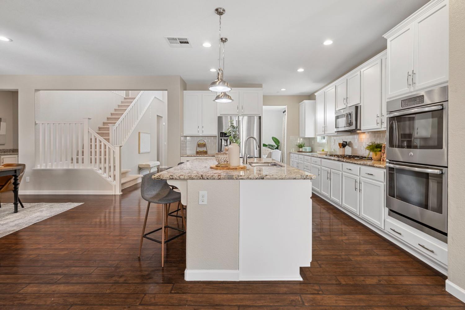 Detail Gallery Image 24 of 70 For 1071 S Jacobs Dr, Mountain House,  CA 95391 - 6 Beds | 3/1 Baths
