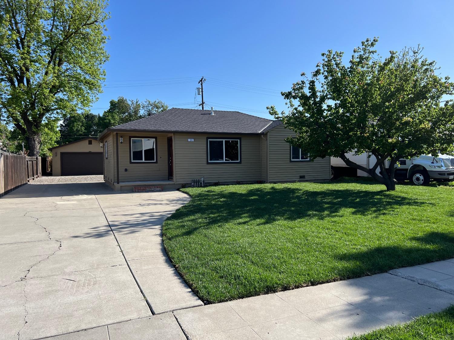 E Beverly Place, Tracy, California image 1