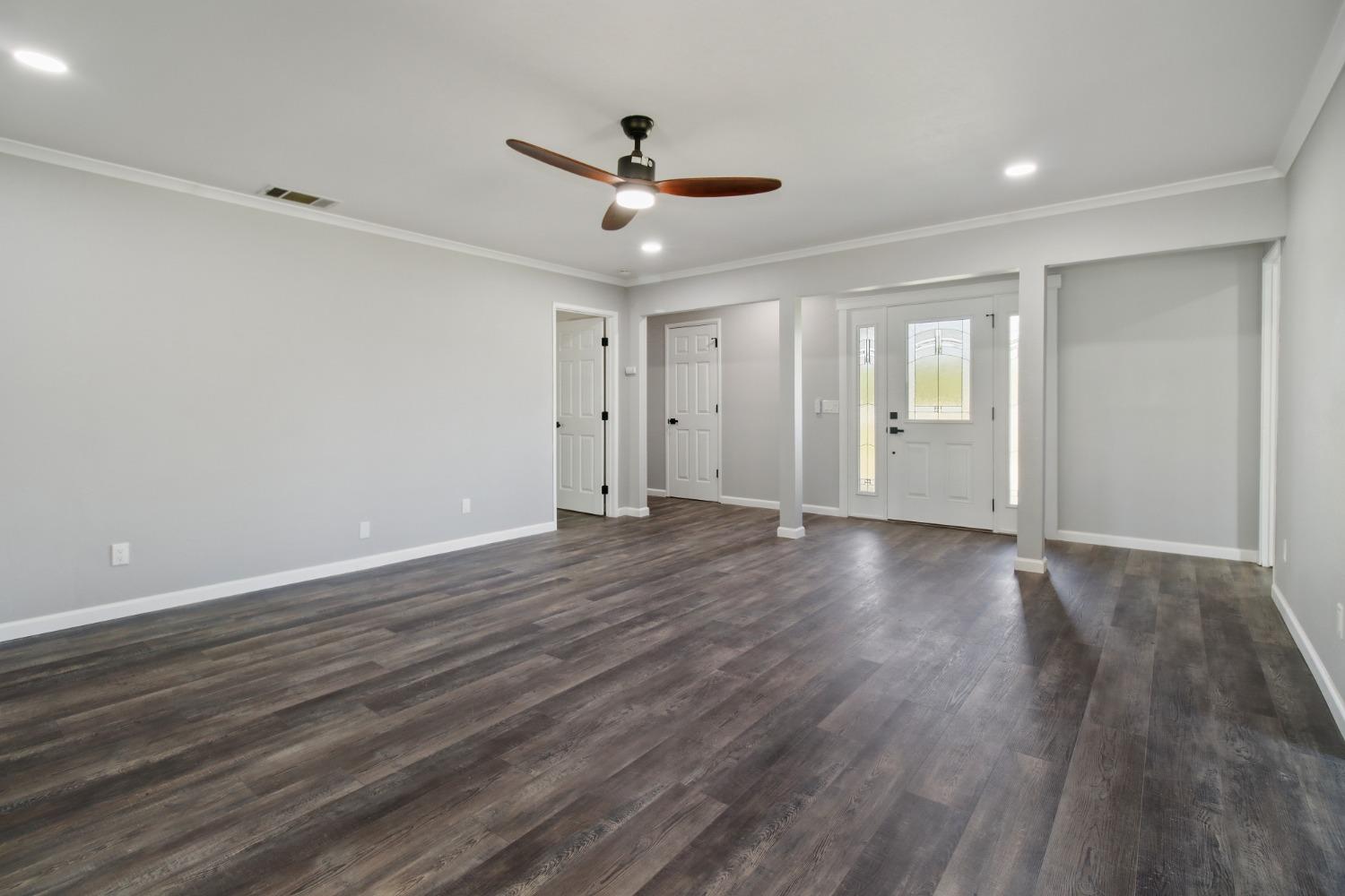 Detail Gallery Image 12 of 93 For 12730 Leo Ln, Wilton,  CA 95693 - 4 Beds | 4 Baths